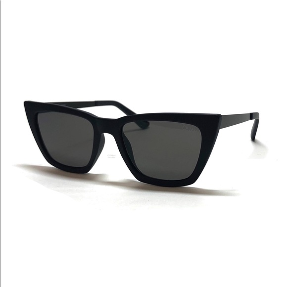 Quay Australia Black Sunglasses - Picture 3 of 13